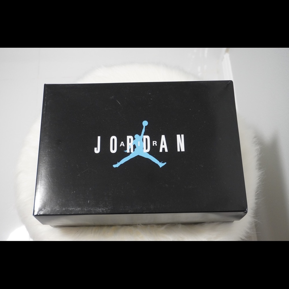 Jordan 11 Low “Legend Blue” - Picture 5 of 7